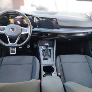 VW Golf 8 2.0 TDI LIFE - 3 godine jamstva