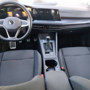 VW Golf 8 2.0 TDI LIFE - 3 godine jamstva