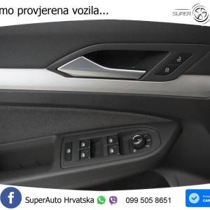 VW Golf 8 Variant 1.5 eTSI DSG Life 150 KS, ACC+LED+GR SJED+VIRT+ASIST
