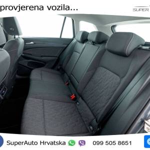 VW Golf 8 Variant 1.5 eTSI DSG Life 116 KS, LED+ACC+GR SJED+VIRT+PDC