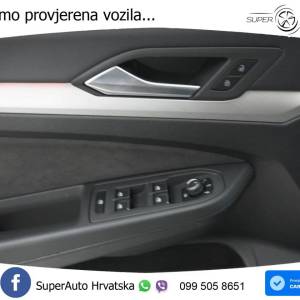 VW Golf 8 Variant 2.0 TDI DSG Life 150 KS, ACC+LED+KAM+GR SJED+PANO+VIRT