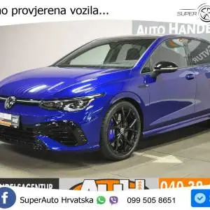 VW Golf VIII 2.0 TSI 4M DSG Black Style 333 KS, PANO+360+GR SJED+ACC+AKROPOVIC