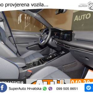VW Golf VIII 2.0 TSI 4M DSG Black Style 333 KS, PANO+360+GR SJED+ACC+AKROPOVIC