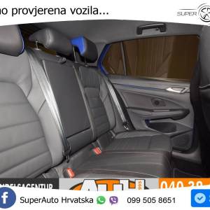 VW Golf VIII 2.0 TSI 4M DSG Black Style 333 KS, PANO+360+GR SJED+ACC+AKROPOVIC