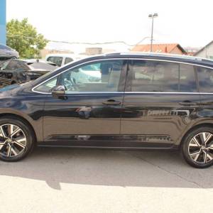 VW Touran 2.0 TDi DSG Highline 150ks *LED, NAVIGACIJA, KAMERA*