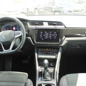 VW Touran 2.0 TDi DSG Highline 150ks *LED, NAVIGACIJA, KAMERA*