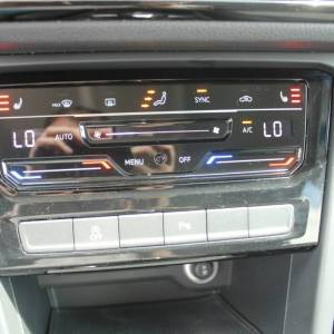 VW Touran 2.0 TDi DSG Highline 150ks *LED, NAVIGACIJA, KAMERA*