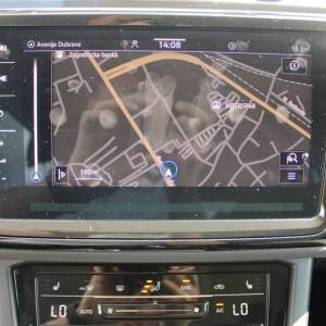 VW Touran 2.0 TDi DSG Highline 150ks *LED, NAVIGACIJA, KAMERA*