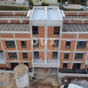 ZADAR, BIBINJE - Dvosobni stan s krovnom terasom na atraktivnoj lokaciji S5