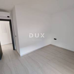 ZADAR, DIKLO - Vrhunski penthouse s pogledom na more samo 50 metara od plaže! S7