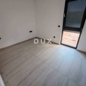 ZADAR, DIKLO - Vrhunski penthouse s pogledom na more samo 50 metara od plaže! S7