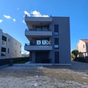 ZADAR, DIKLO - Vrhunski penthouse s pogledom na more samo 50 metara od plaže! S7