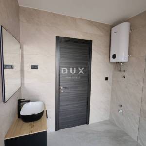 ZADAR, DIKLO - Vrhunski penthouse s pogledom na more samo 50 metara od plaže! S7