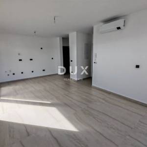 ZADAR, DIKLO - Vrhunski penthouse s pogledom na more samo 50 metara od plaže! S7