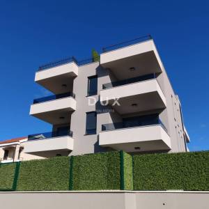 ZADAR, DIKLO - Vrhunski penthouse s pogledom na more samo 50 metara od plaže! S7
