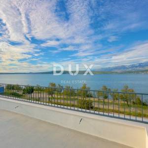ZADAR, NOVIGRAD - Vila iz snova s pogledom na more u Novigradu! 