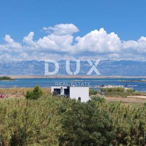 ZADAR, PRIVLAKA - Namješten penthouse 50 metara od mora s prekrasnim pogledom na more! S7