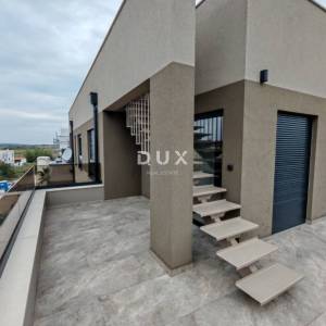 ZADAR, SABUNIKE - Moderan penthouse s pogledom na more! S8