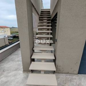 ZADAR, SABUNIKE - Moderan penthouse s pogledom na more! S8