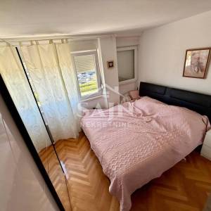 Zadar/Dvosoban stan blizu centra