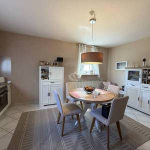 Zagreb, Dubrava-Novoselec, Najam Kuće s dva stana 358 m2