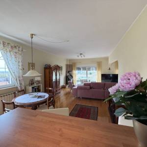 Zagreb, Dubrava-Novoselec, Najam Kuće s dva stana 358 m2