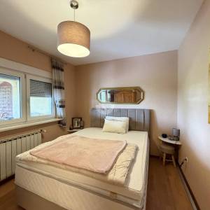 Zagreb, Dubrava-Novoselec, Najam Kuće s dva stana 358 m2