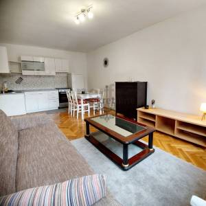 Zagreb, Savica-Lastovska, 1.5 sob. stan 35m2, I.kat, lift