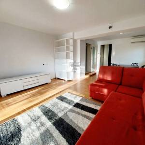 Zagreb-Srebrnjak, 3S stan 95m2+vrt+parking