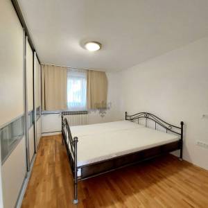 Zagreb-Srebrnjak, 3S stan 95m2+vrt+parking