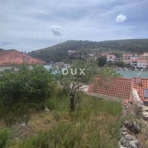 ZATON, ŠIBENIK - Kamena kuća prvi red do mora