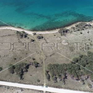Zemljište turističke namjene, uz more, investicija, otok Pag, 15.000m2