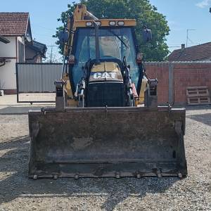 2004 CAT 428 d