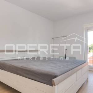 2S STAN, NAJAM, CENTAR, 42 M2