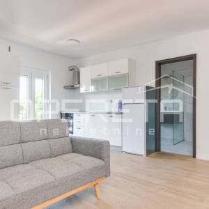 2S STAN, NAJAM, CENTAR, 42 M2