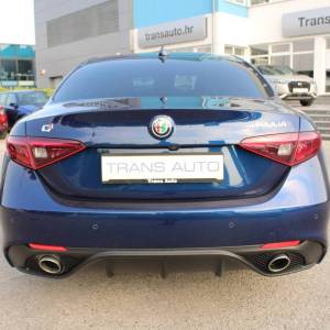 Alfa Romeo Giulia 2.2 Q4 AUTOMATIK Veloce *LED, NAVIGACIJA, KAMERA*