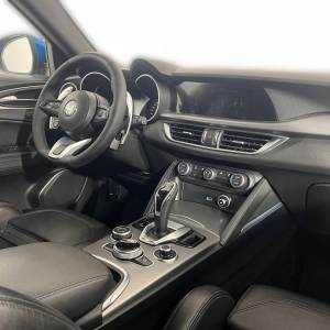 Alfa Romeo Stelvio 2.2 Q4 VELOCE - 3 godine jamstva