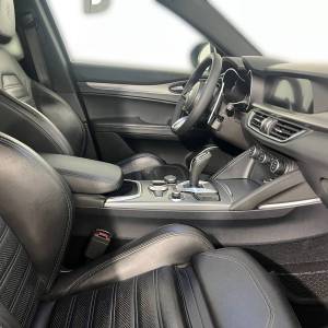 Alfa Romeo Stelvio 2.2 Q4 VELOCE - 3 godine jamstva