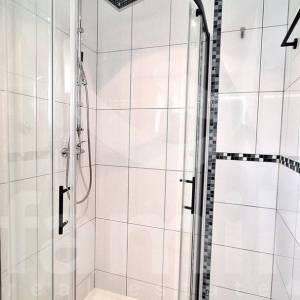 APARTMANSKA KUĆA SA BAZENOM BLIZU MORA