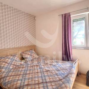 APARTMANSKA KUĆA SA BAZENOM BLIZU MORA