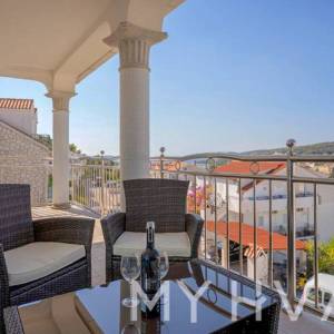 Apartmanska kuća u gradu Hvaru