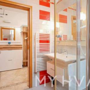 Apartmanska kuća u gradu Hvaru