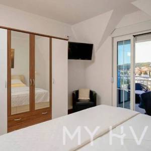 Apartmanska kuća u gradu Hvaru