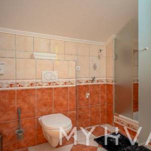 Apartmanska kuća u gradu Hvaru