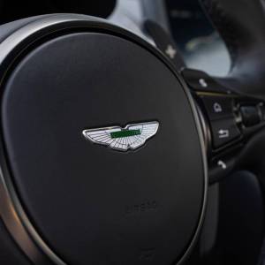 Aston Martin DBS Superleggera 5.2 V12