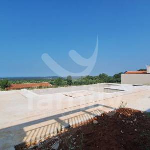 ATRAKTIVNA VILLA SA SPERTAKULARNIM POGLEDOM