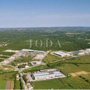 Atraktivno zemljište 6700m2 u poslovnoj zoni Dubrova,LABIN