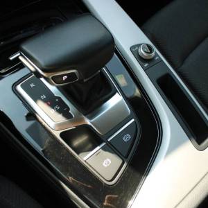 Audi A4 30 TDi AUTOMATIK - nije uvoz