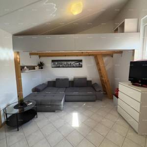Barbariga – Apartman s galerijom i pogledom na more, 5 minuta od plaže