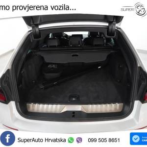 BMW 520e Touring Aut. Luxury Line 204 KS, ZRAČNI+ACC+360+GR SJED+HEAD+PANO